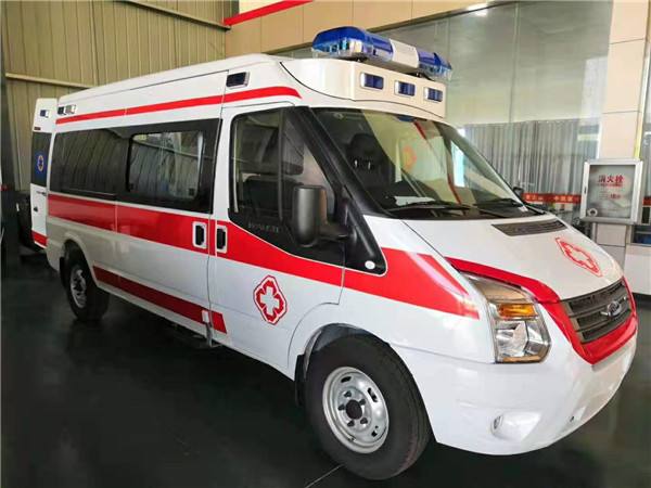 八宿县福特V362救护车